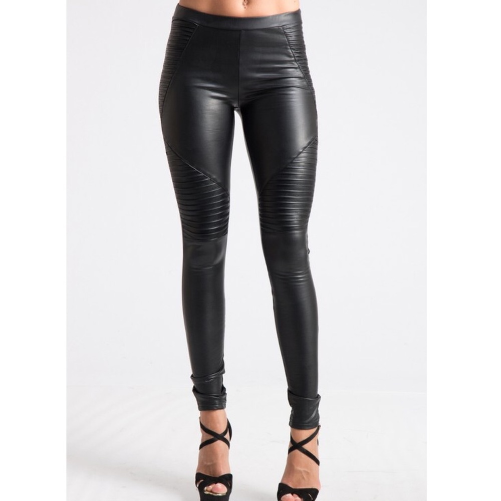 Fleece Lined Faux Leather Moto Leggings - Picture 5 of 7